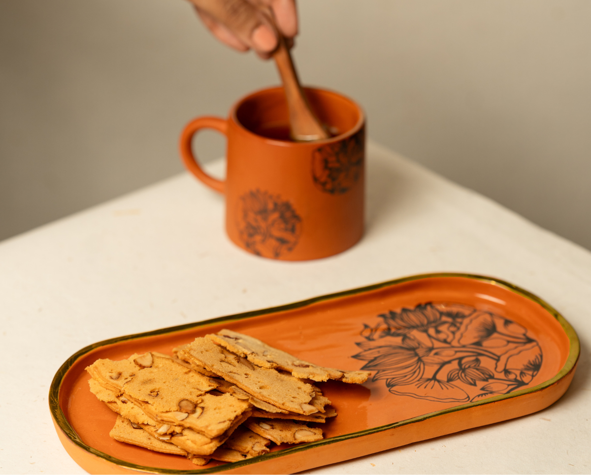 Neerja Cup and Tray (Set of 1 cup and 1 Tray)